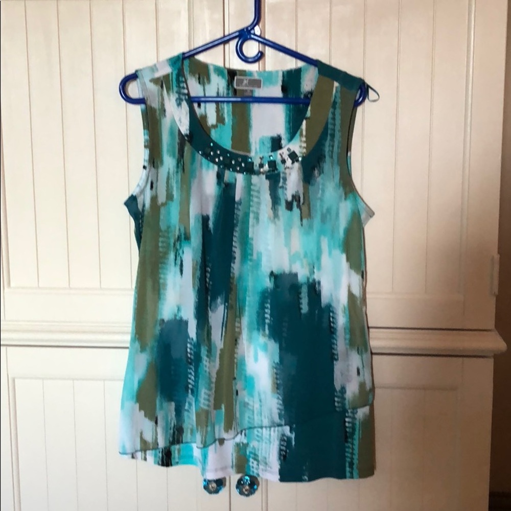 Jeweled neck line blouse